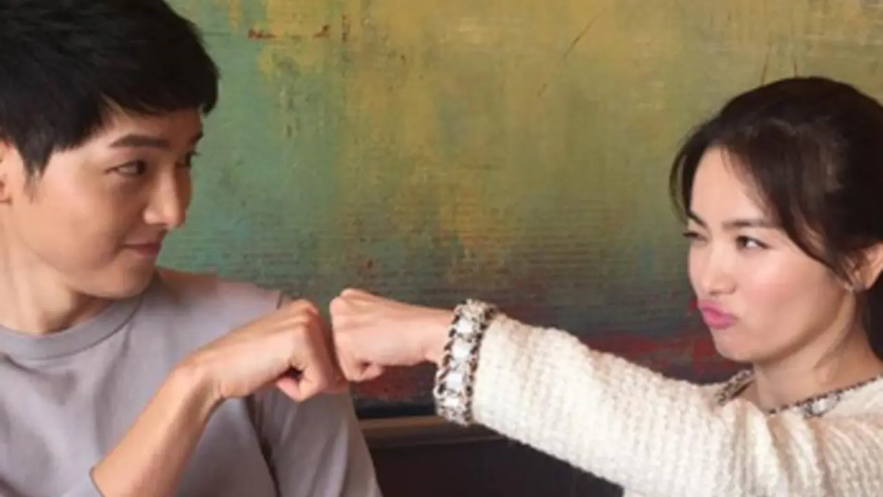 [Bintang]Bikin Gemas, Fans Harapkan Song Hye Kyo dan Song Joong Ki Pacaran