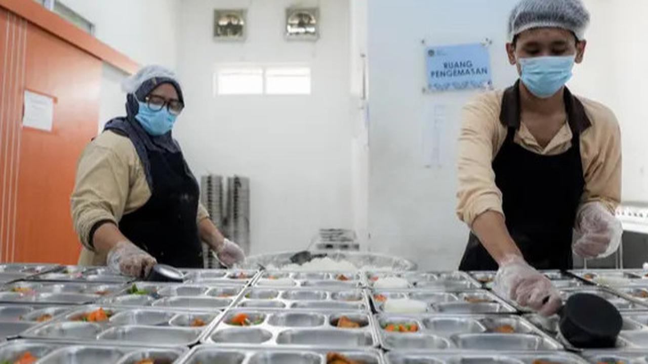 Kotor dan Bersih Tak Boleh Bertemu, Cerita Dapur MBG di Depok Rekrut Koki Kelas Internasional