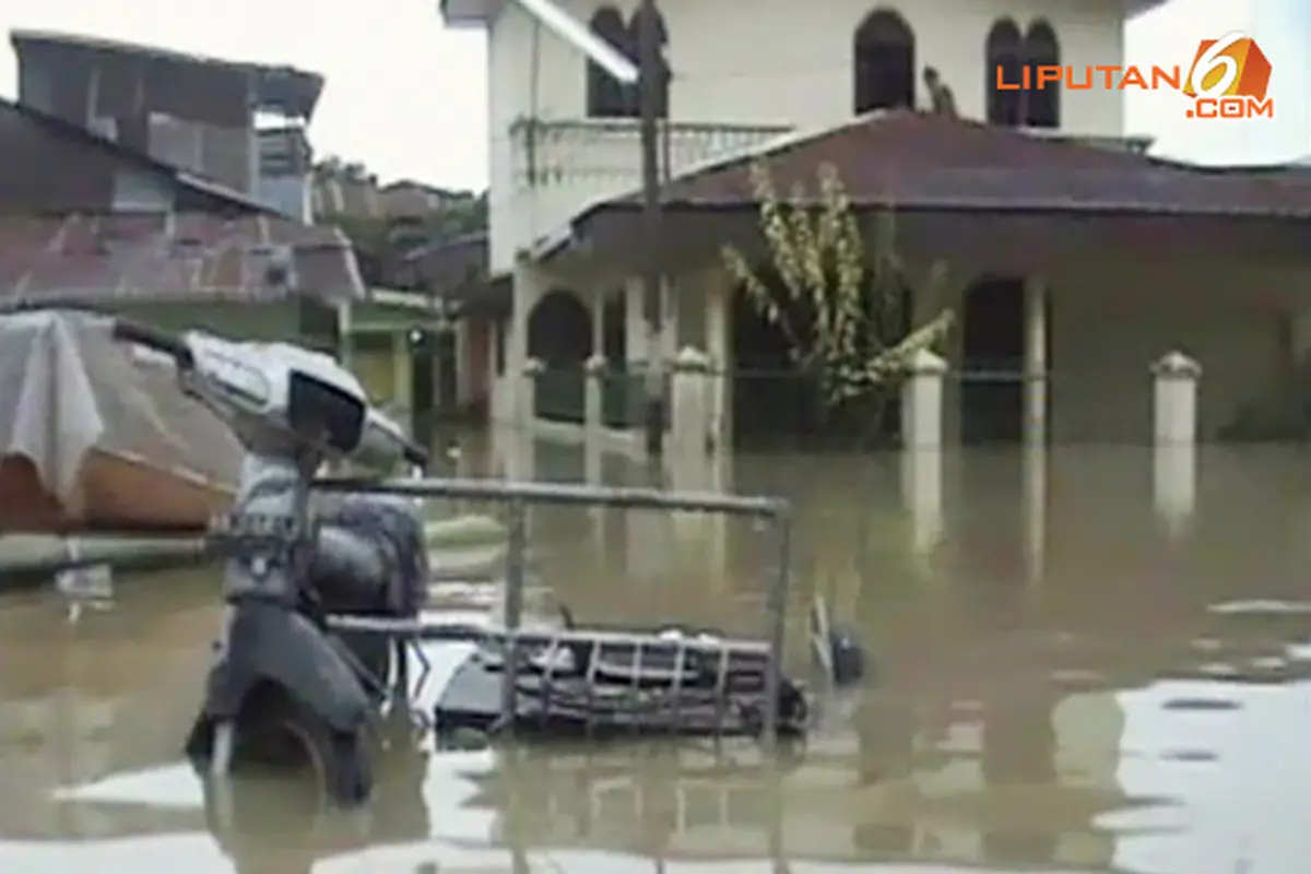 banjir-medan-131028-b.jpg
