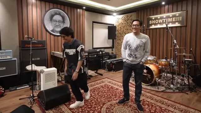 Rumah Andre Taulany (Youtube/AH)