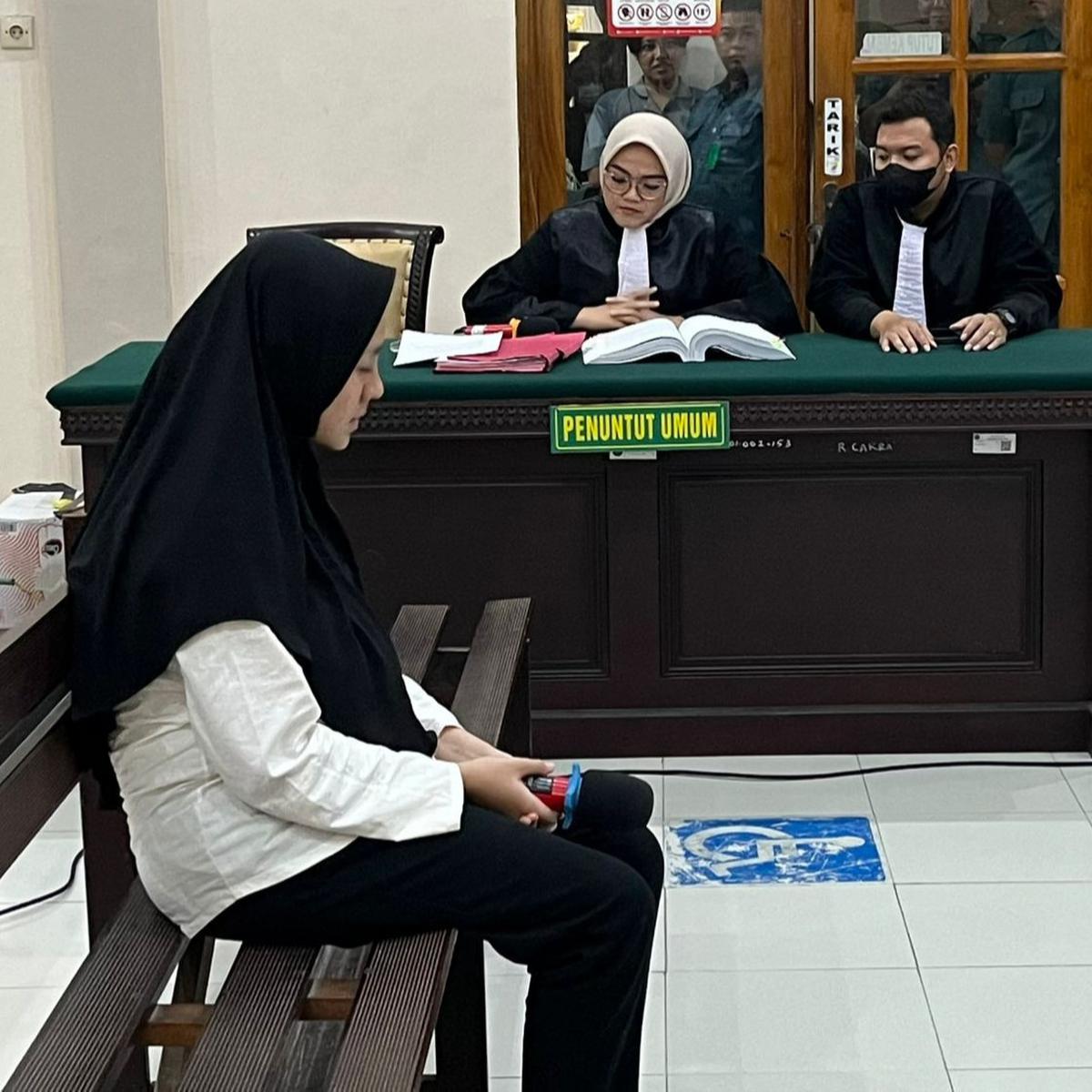 Sidang Kasus Polwan Bakar Suami