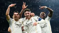 Pemain Real Madrid merayakan gol yang dicetak oleh Federico Valverde ke gawang Manchester City pada laga leg pertama babak 16 besar Liga Champions di Stadion Santiago Bernabeu (12/3/2026). (AP Photo/Jose Breton)