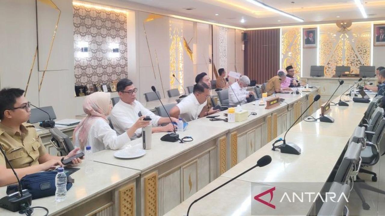 DPRD Jabar Akomodir Aspirasi Wali Murid SMK IDN, Pastikan Hak Pendidikan Siswa Terjamin