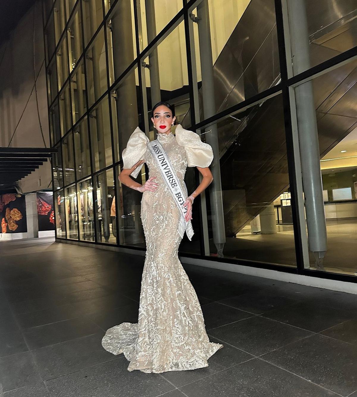 Profil Logina Salah, Miss Universe Mesir 2024 yang Buktikan Vitiligo Bukan Penghalang