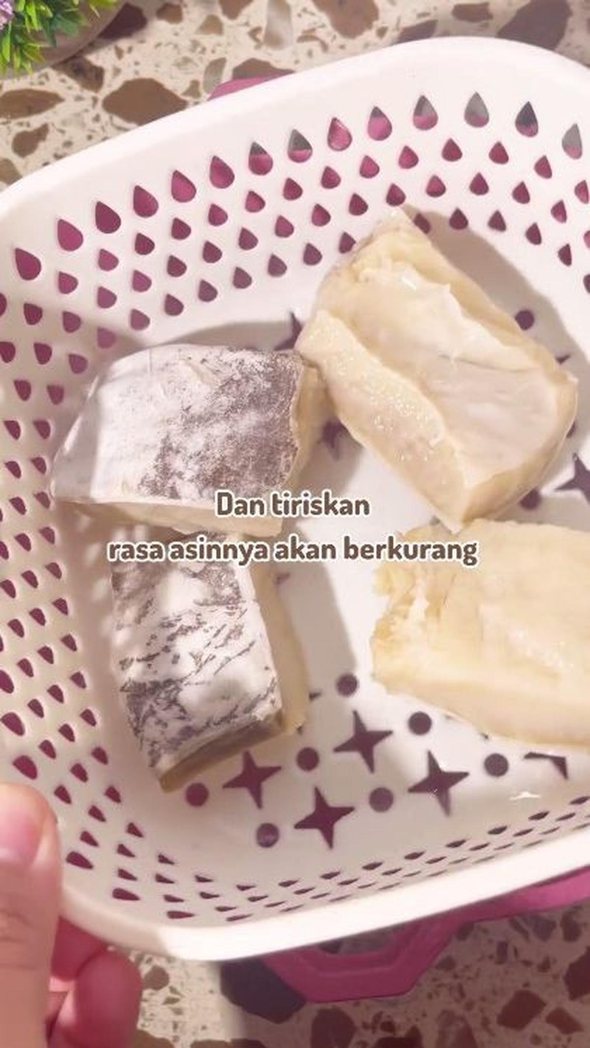Tiriskan Ikan Asin