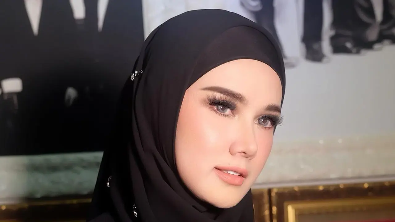 Mulan Jameela.