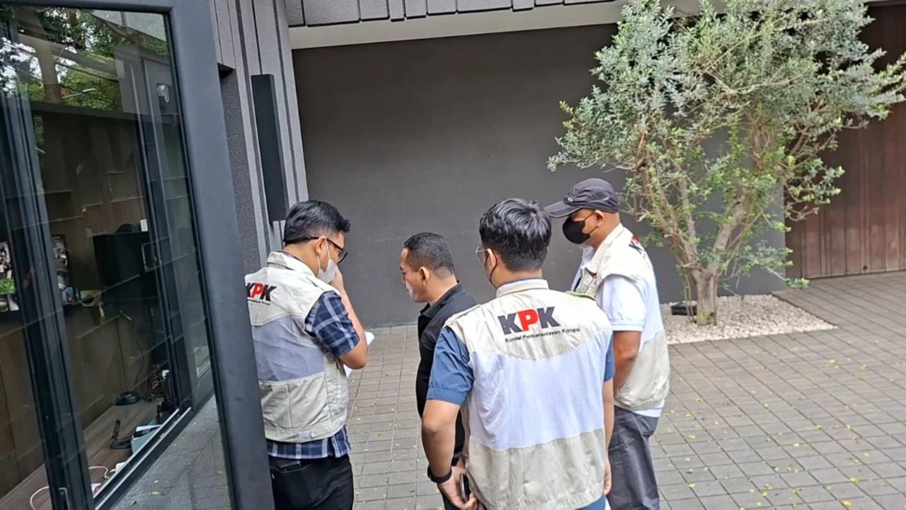 KPK Geledah Kembali Rumah Silmy Karim, Cari Bukti Tambahan Kasus Pemerasan Izin Tinggal WNA