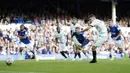The Blues berhasil mencuri poin penuh kala bertandang ke markas Everton pada laga pekan pertama Liga Inggris 2022/2023. (AP/Jon Super)