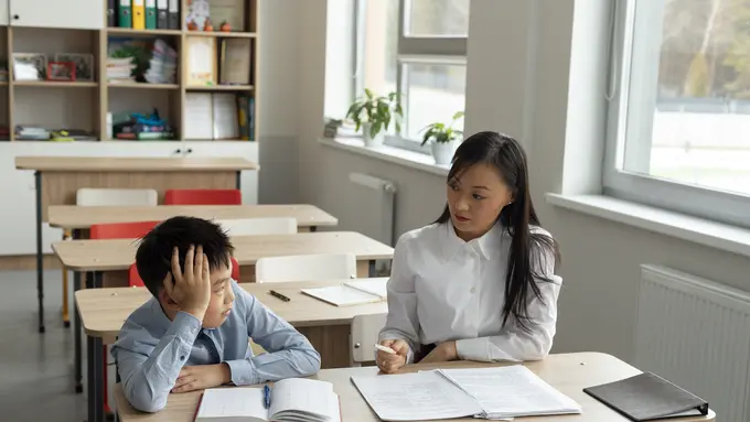 Orangtua Berperan Penting dalam Mengajarkan Anak menjadi Disiplin