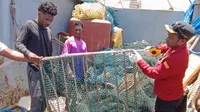 Top 3: Penjelasan KKP Soal Heboh Nelayan Tolak Kapal Trawl di Merauke