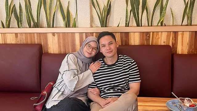 6 Artis yang Ijab Kabul Tidak Pakai Bahasa Indonesia, Lancar Satu Tarikan Nafas