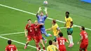 Duel Australia vs Turki ini bisa dibilang berjalan satu arah saja. The Socceroos dipaksa bermain bertahan oleh The Crescent-Stars selama pertandingan berlangsung. (AP Photo/Emma Peterson)