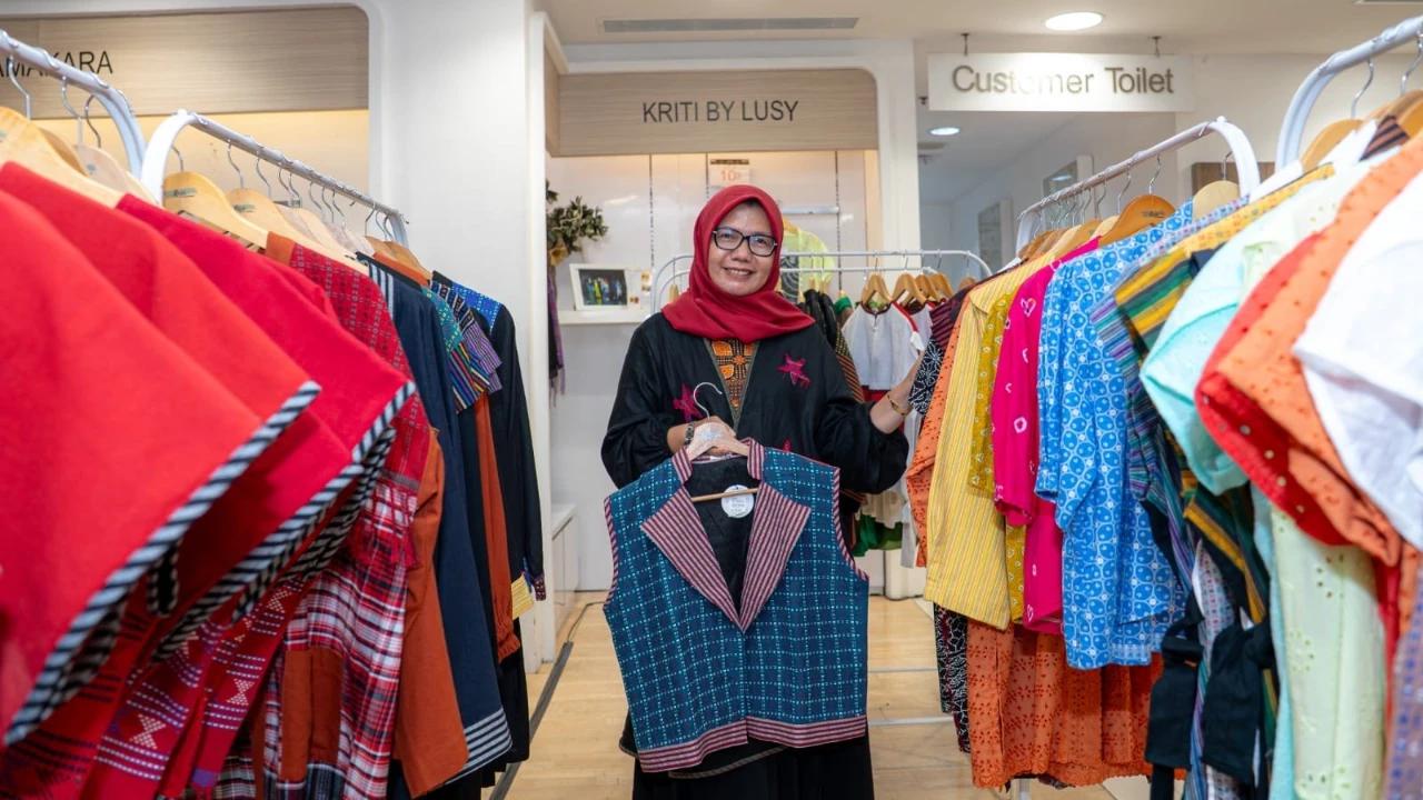 Melalui Tenun Modern dan Pameran BRI, Kriti by Lusy Jajaki Potensi Wastra Nusantara di Pasar Mancanegara