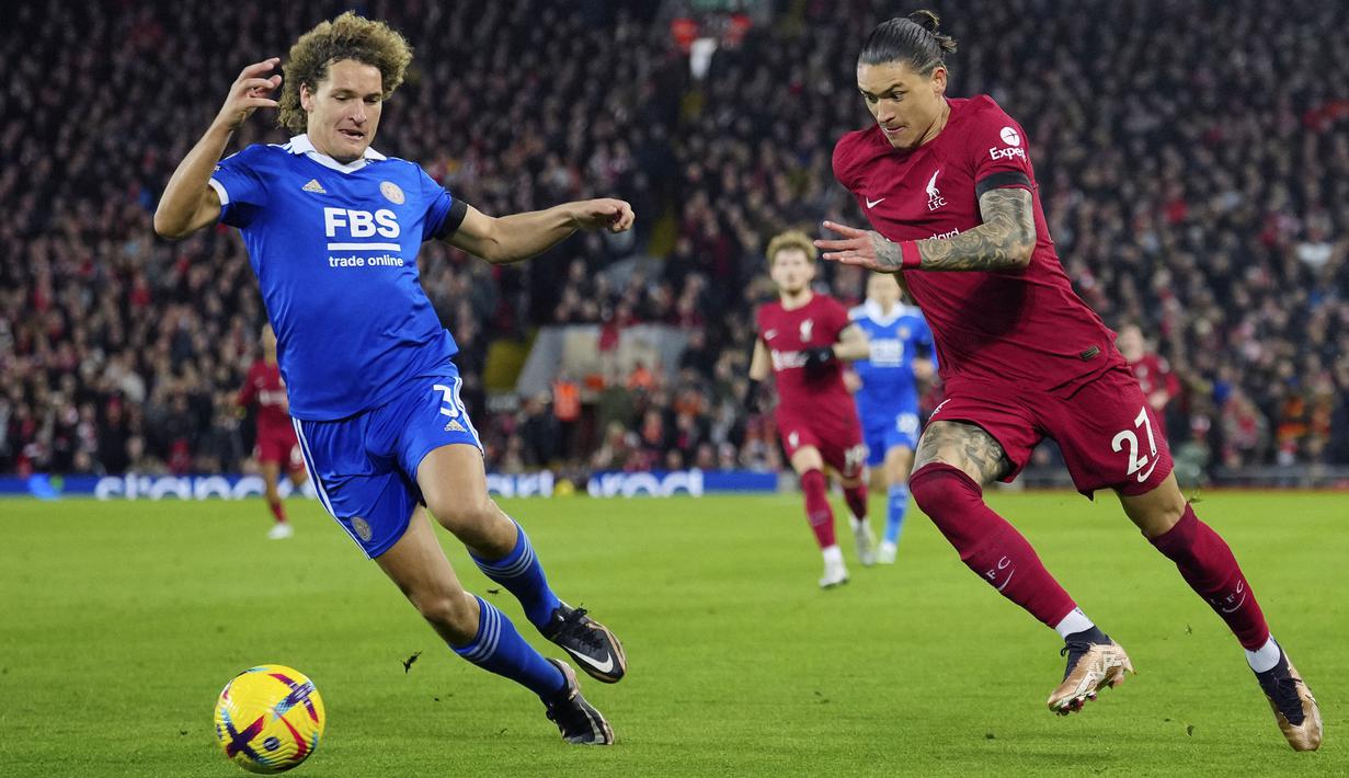 The Reds berusaha merespon. Skuad asuhan Jurgen Klopp meningkatkan serangan demi menyamakan kedudukan. (AP Photo/Jon Super)