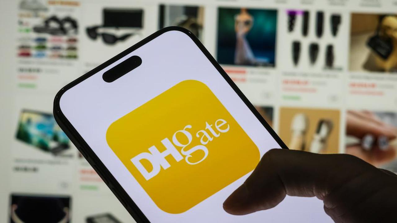 Aplikasi China DHgate Meroket di AS Saat Perang Tarif, Akibat Rahasia Barang Mewah Terbongkar di TikTok