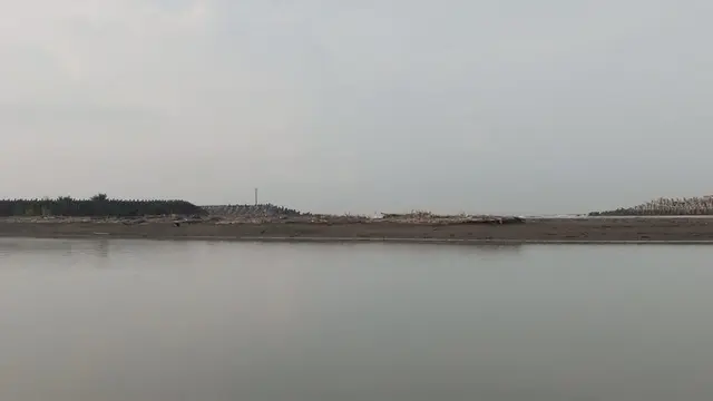 Muara Sungai Serang Glagah