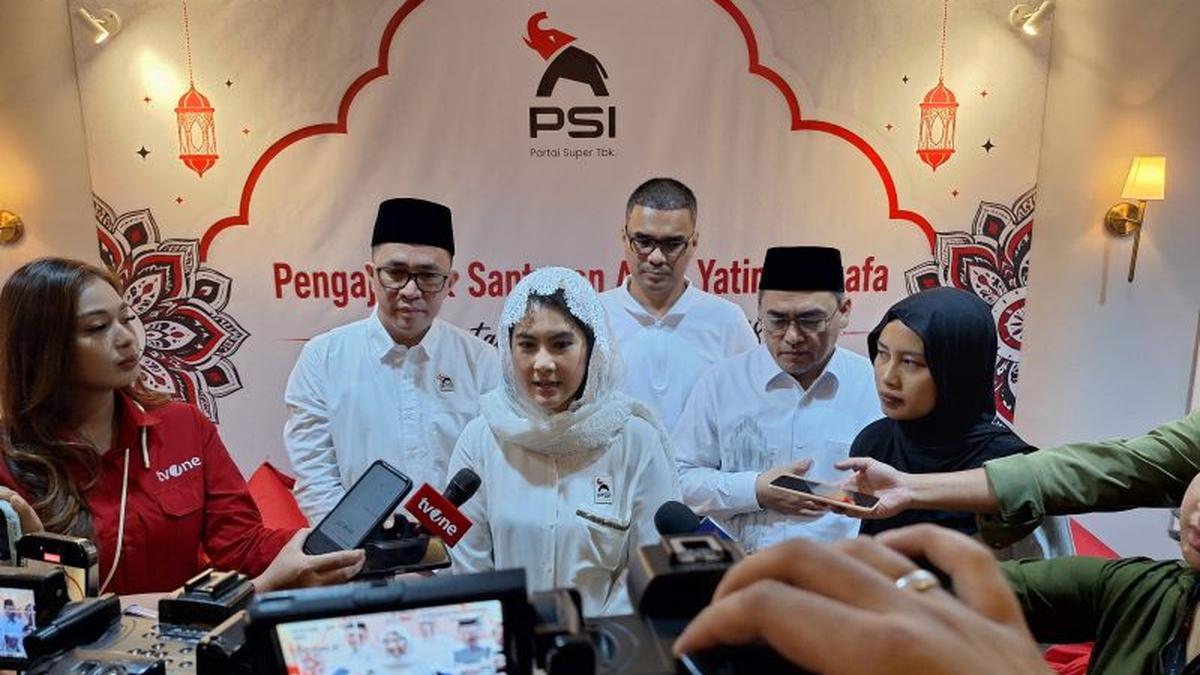 PSI Sebut Kunjungan Jokowi ke Daerah Bukan Safari Politik: Undangan Masyarakat