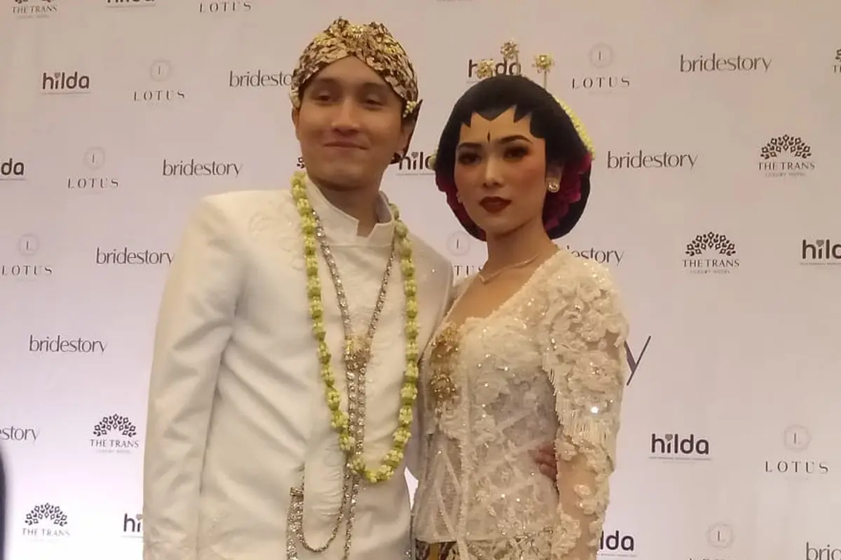 [Fimela] Isyana Sarasvati