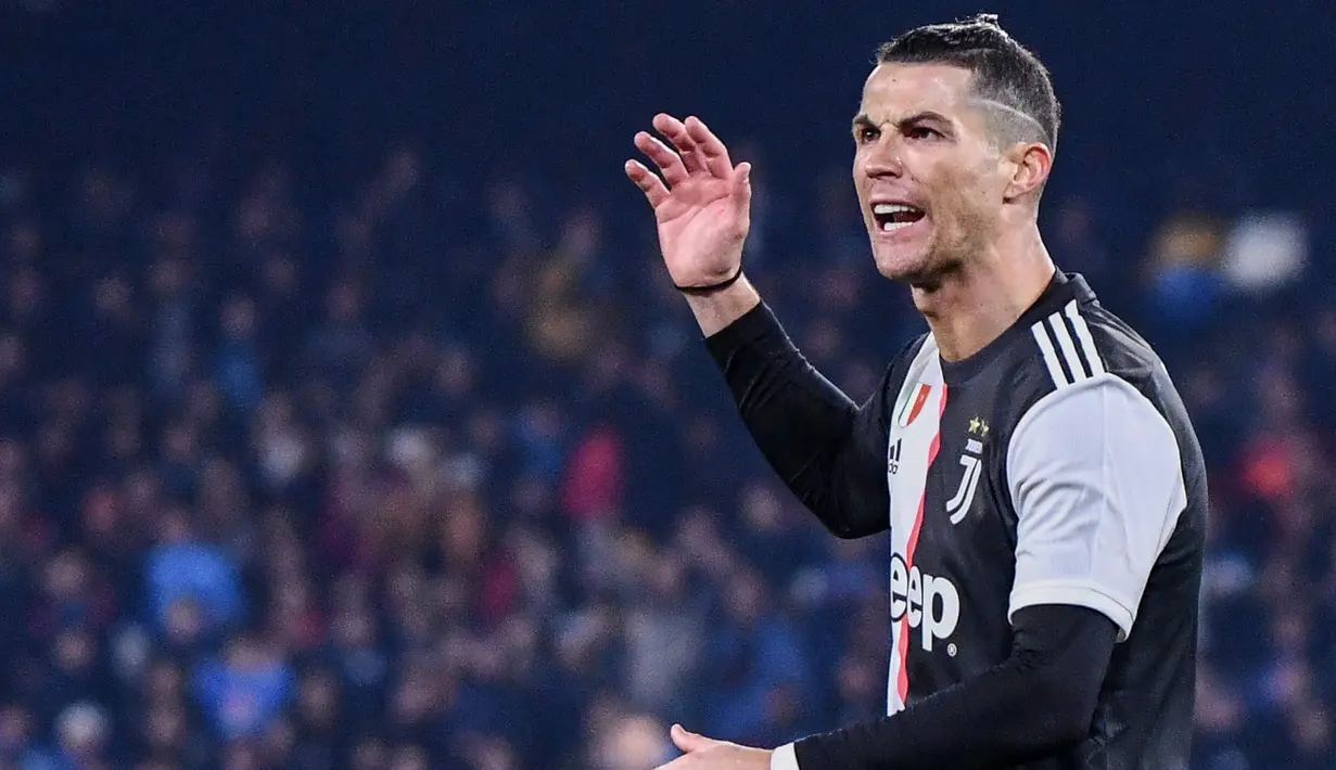 2. Cristiano Ronaldo (Juventus) - 19 Gol (7 Penalti). (AFP/ Alberto Pizzoli)