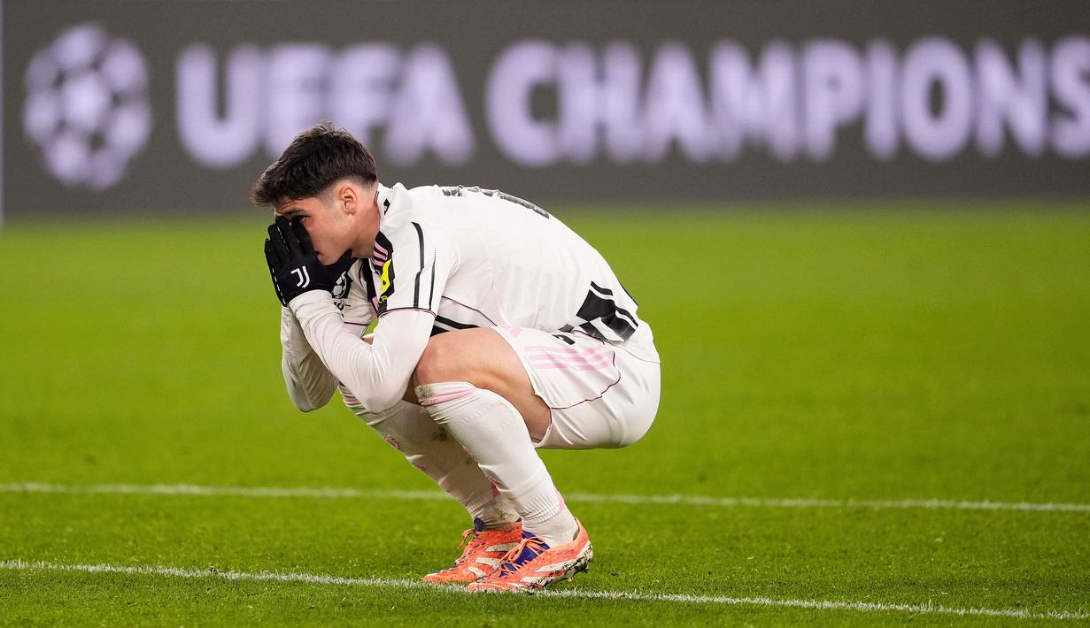 Si Nyonya Tua gagal melaju ke babak 16 besar Liga Champions setelah skor agregat akhir menjadi 3-5. (AP Photo/LaPresse/Fabio Ferrari)