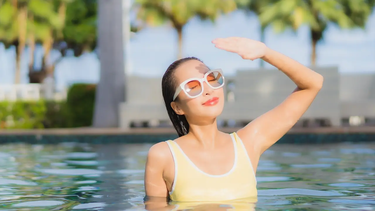 Salah Satu Cara Menjaga Kesehatan Mental dengan Berenang secara Rutin