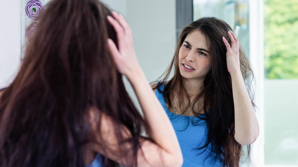 10 Cara Mengatasi Rambut Kusut Saat Bangun Tidur, Simpel dan Efektif