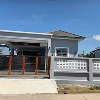 Jirayut akhirnya bisa mewujudkan mimpinya membangun rumah yang layak untuk keluarga. [Instagram.com/jirayutdaa4official]