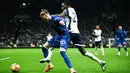 Cole Palmer telah mengukuhkan dirinya sebagai penendang penalti terbaik dalam sejarah Premier League setelah berhasil mengeksekusi 12 kesempatan penalti di kompetisi tersebut. Melewati pencapaian sebelumnya yang dipegang oleh Yaya Toure. (AFP/Ben Stansall)