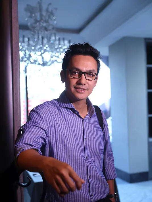 "Persiapannya ini balik lagi setelah sekian lama, Canggung iya lihat jadi kamera gimana gitu," ungkapnya di kawasan Setiabudi, Jakarta Selatan, Kamis (16/3/2017). (Nurwahyunan/Bintang.com)