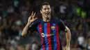 Robert Lewandowski menjadi bintang kemenangan Barcelona dengan membukukan hat-trick alias tiga gol. Dua gol lainnya masing-masing dicetak Franck Kessie dan Ferran Torres. Plzen sempat mencetak gol hiburan lewat Jan Sykora. (AP/Joan Monfort)