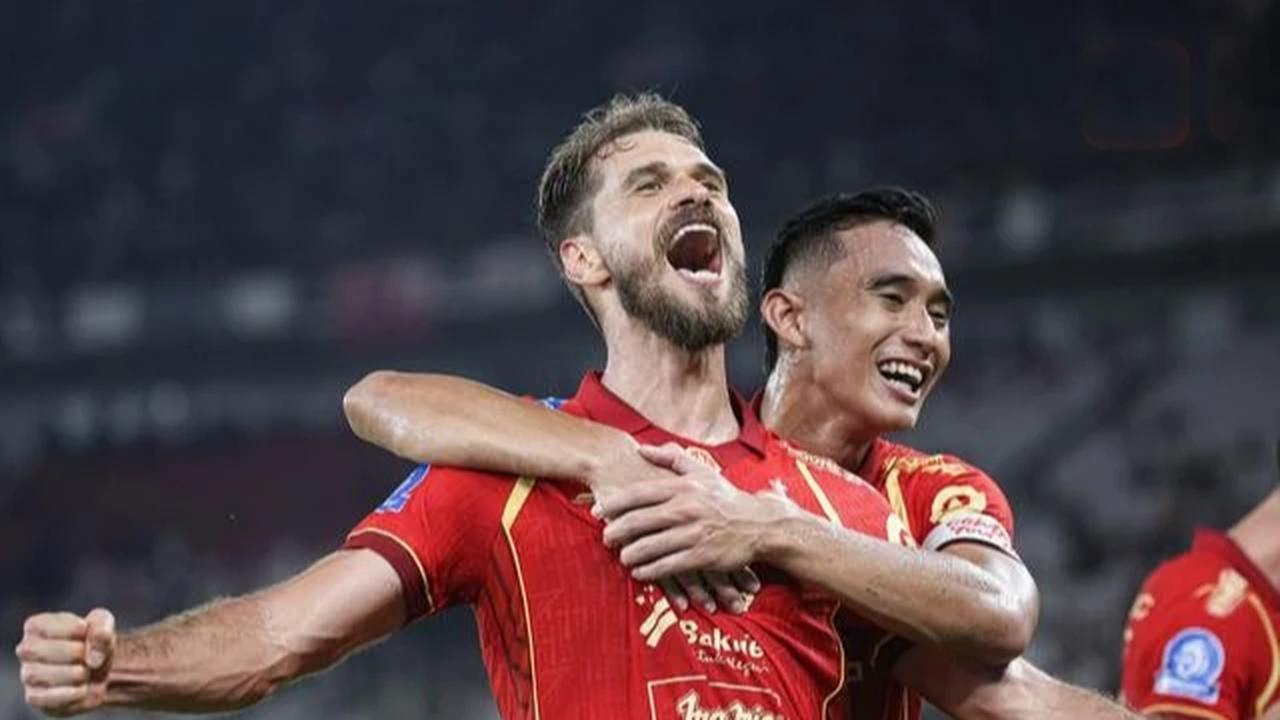 FOTO: Persija Jakarta Jaga Peluang Juara Usai Tekuk Persis Solo