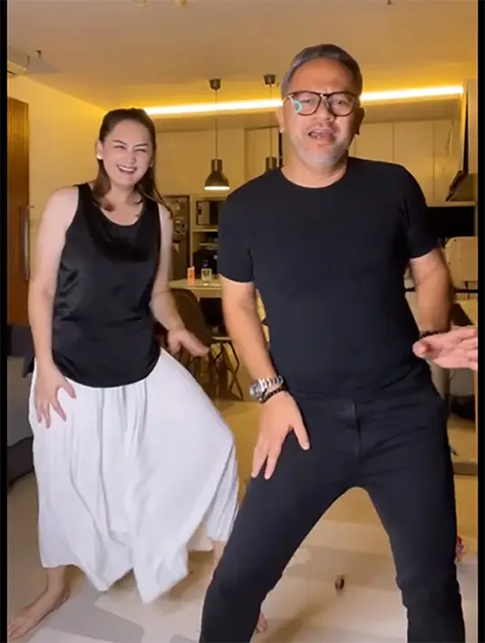 [Instagram/monaratuliu]