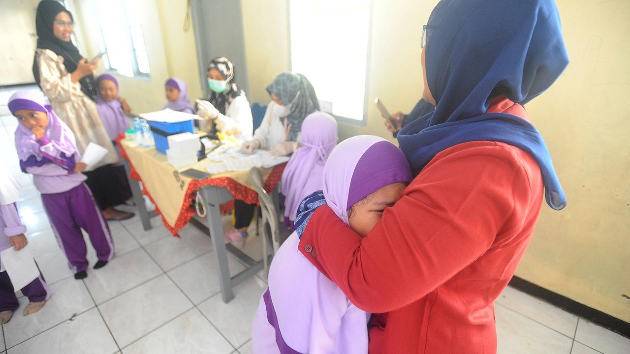 Bulan Imunisasi Anak Sekolah