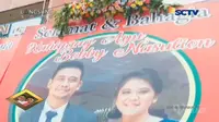 Warga Solo Sibuk Selfie di Karangan Bunga Kahiyang - Bobby