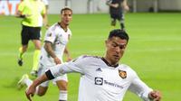Pemain Manchester United Cristiano Ronaldo&nbsp;beraksi pada Liga Europa grup E antara Sheriff Tiraspol dan Manchester United di stadion Zimbru, di Chisinau, Moldova, Jumat (16/9/2022) dini hari WIB. (AP Photo/Sergei Grits)