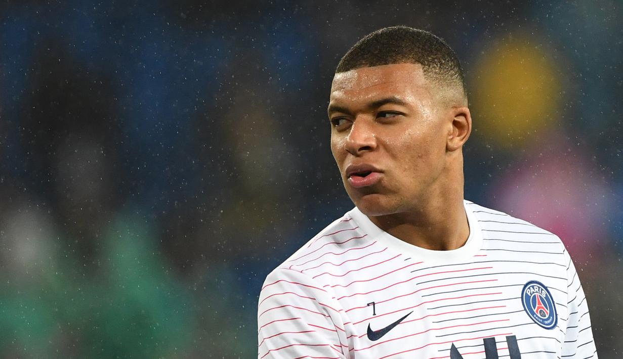 6. Kylian Mbappe - Paris Saint-Germain : 89 Voting. (AFP/Gabriel Bouys)