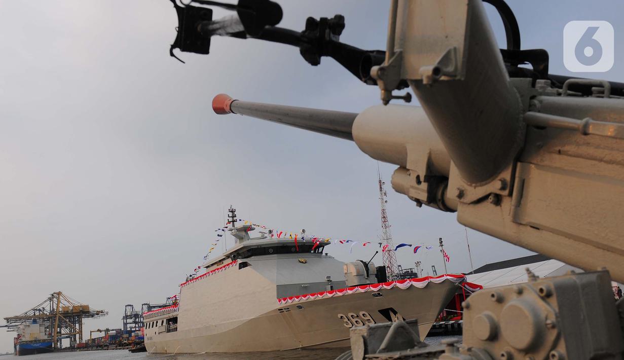 Diketahui, KRI Bung Karno-369 dibangun oleh produsen pertahanan dalam negeri PT Karimun Anugrah Sejati, di Batam, sejak dipesan pada 21 Juni 2022. (merdeka.com/Imam Buhori)