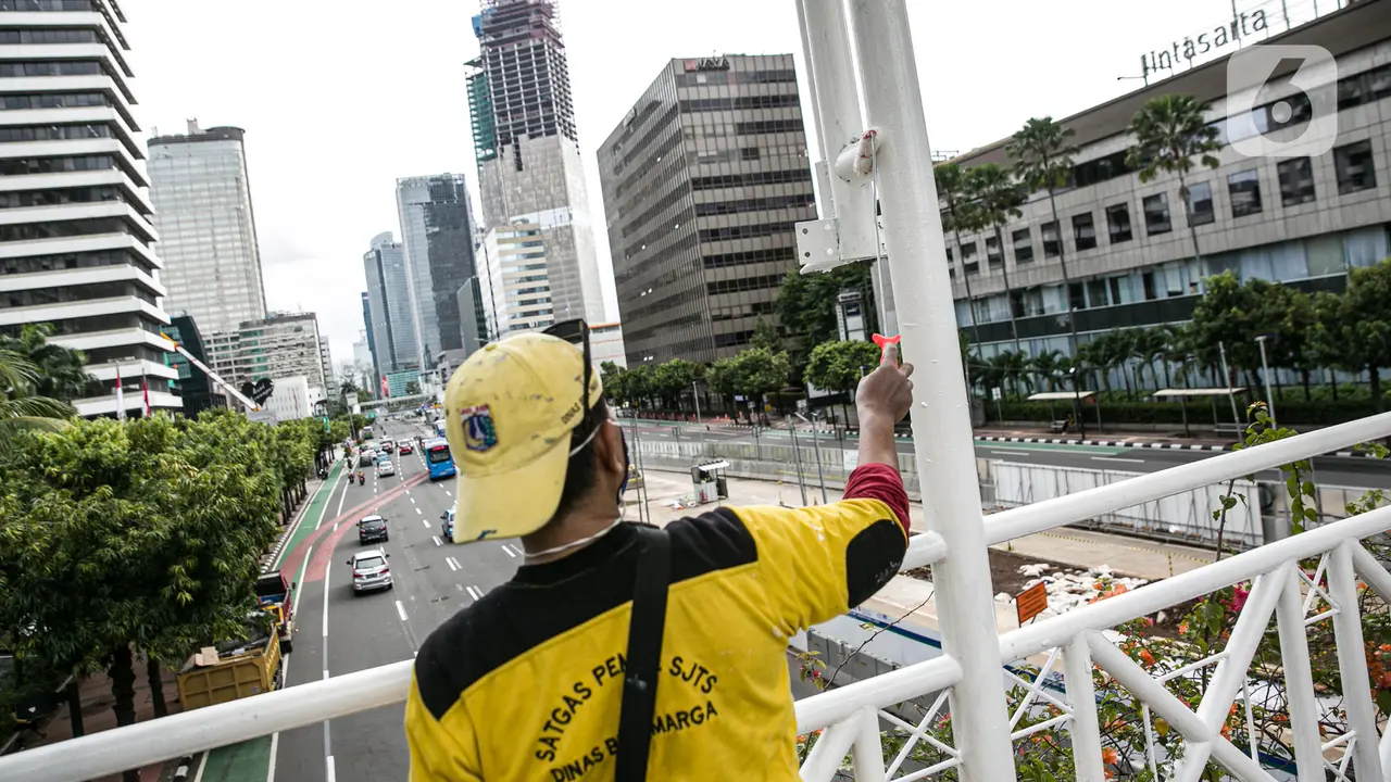 Perawatan JPO di Jantung Jakarta