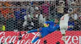Pemain Maroko Ismael Saibari mencetak gol kemenangan dari titik penalti selama pertandingan sepak bola babak 32 Piala Dunia antara Belanda dan Maroko di Guadalupe, dekat Monterrey, Meksiko, Meksiko, Senin (29/06/2026). (AP Photo/Ricardo Mazalan)