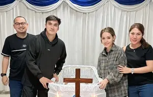 Rendy Kjaernett Masih Tak Percaya Ibu Mertuanya Telah Tiada