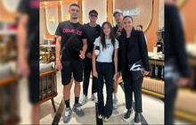 Potret Donna Agnesia dan Sabrina Unggah Bareng Tiga Pilar Pemain Timnas, Netizen 'Cocok Jadiin Mantu