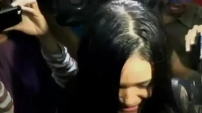 Dicurigai Bubuhkan Sianida, Jessica Jawab Ratusan Pertanyaan 