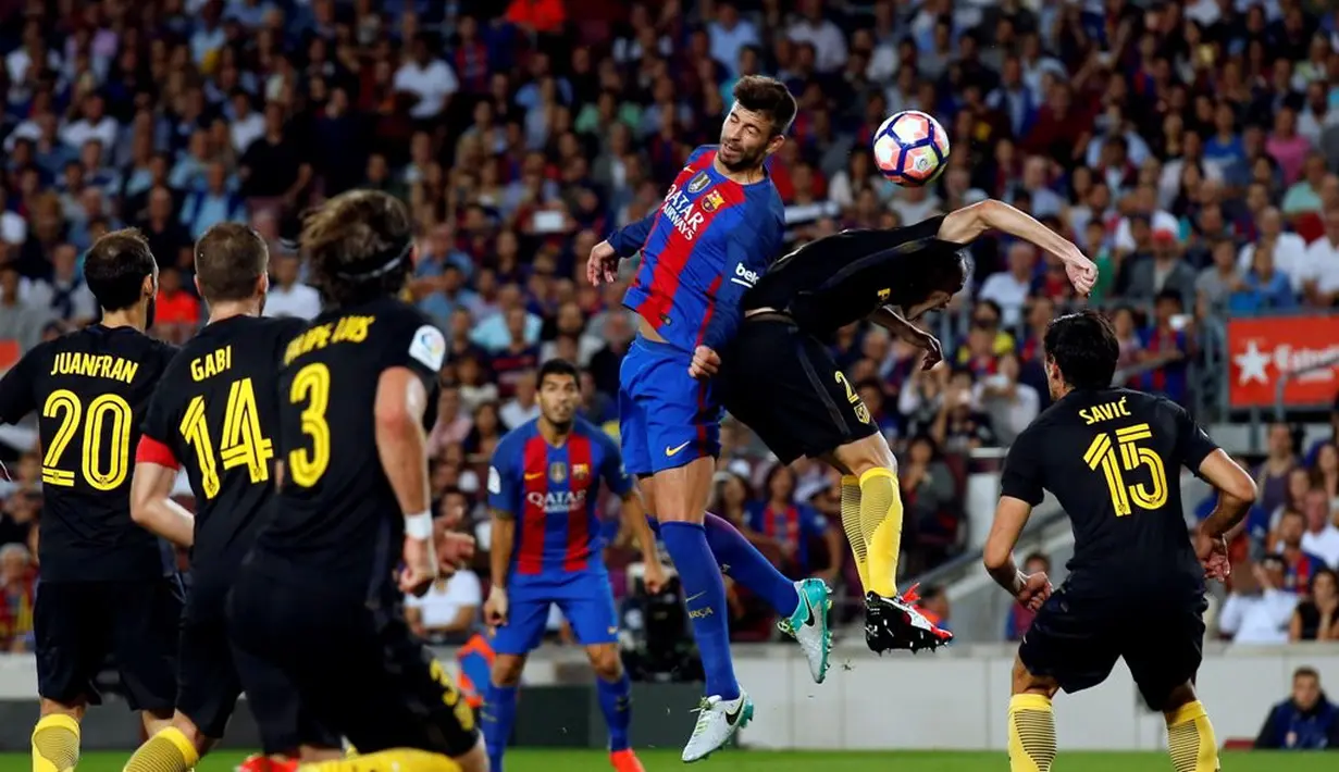 Barcelona harus puas bermain imbang 1-1 kontra Atletico Madrid dalam laga pekan kelima La Liga Spanyol musim ini yang berlangsung di Camp Nou, Kamis (22/9/2016) dini hari WIB. (Reuters/Albert Gea)