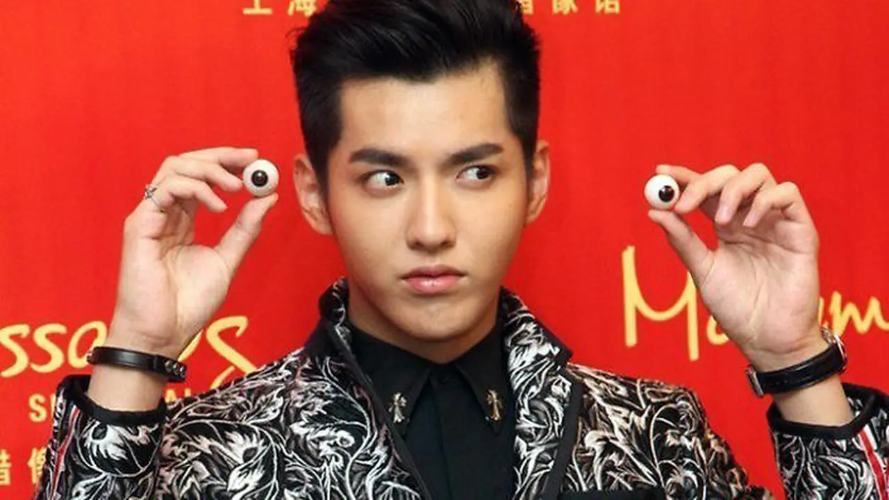 Kris EXO Diabadikan Jadi Patung Lilin