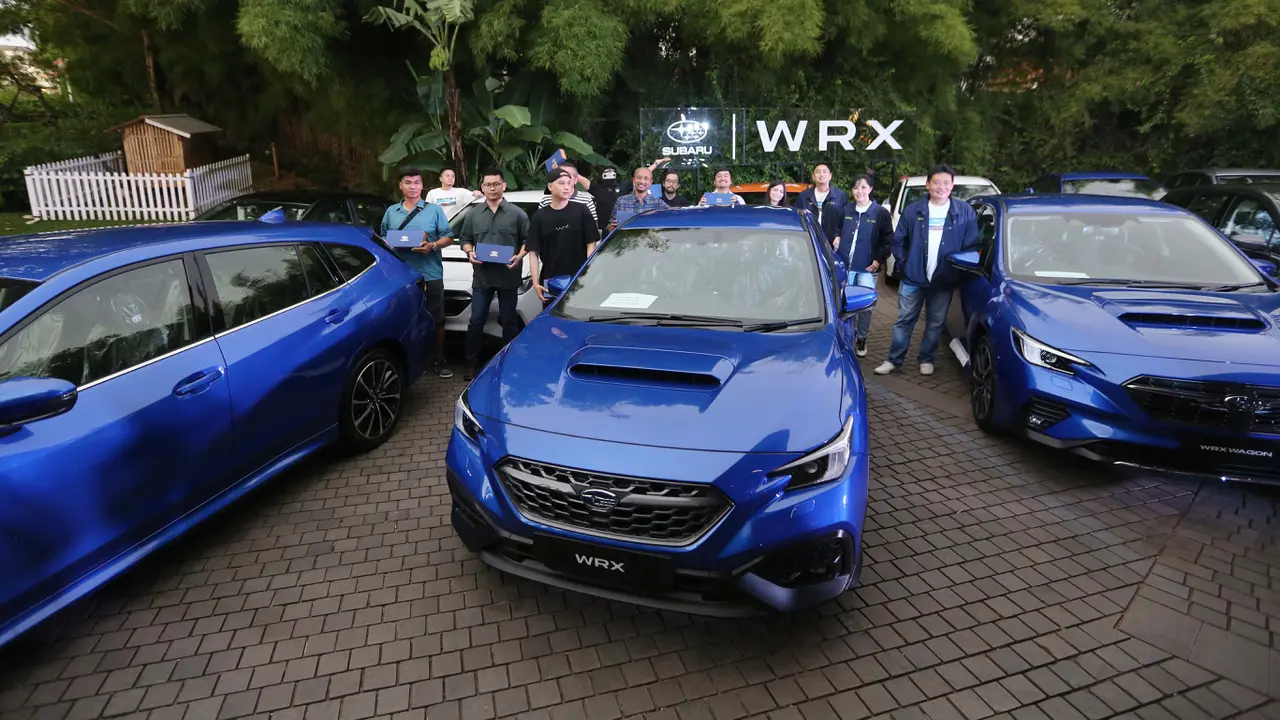 Serah Terima Perdana Subaru WRX kepada Pelanggan di Indonesia.