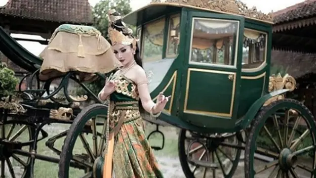 Roro Fitria