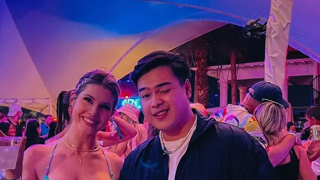 Jeje Soekarno nonton Coachella 2022 di Amerika (Foto: Instagram/@jejesoekarno)