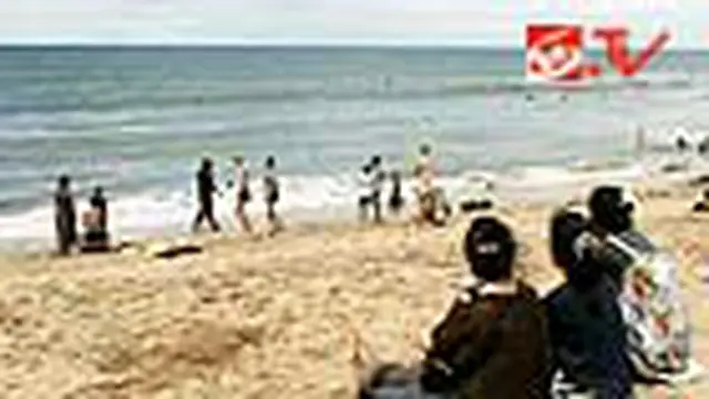 Sambut 2012 di Kuta dan Tanah Lot