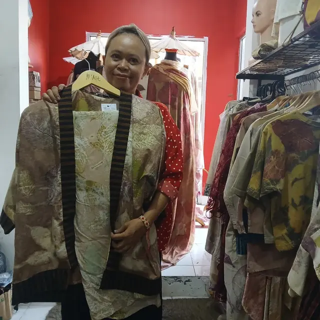 Modesta Nursanti Owner Modest'Art Jogja yang Bergerak di Bidang Eco Print