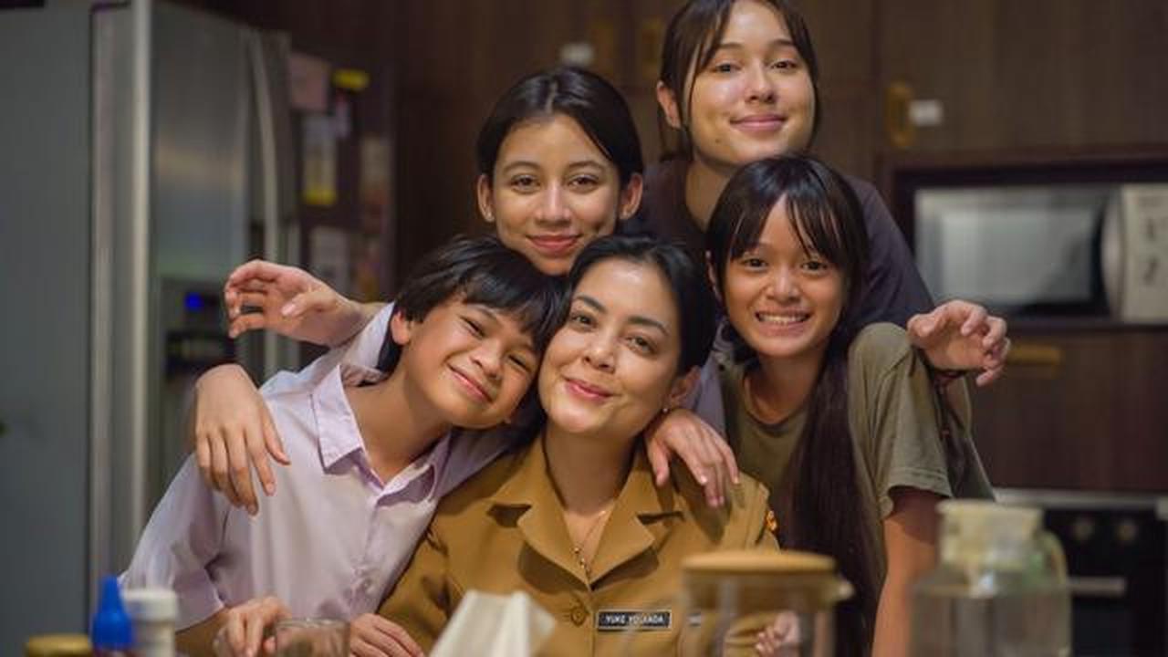 Lulu Tobing dan Yasmin Napper Bicara Kenangan Terindah Bareng Keluarga, Termasuk Disuapi Ibunda